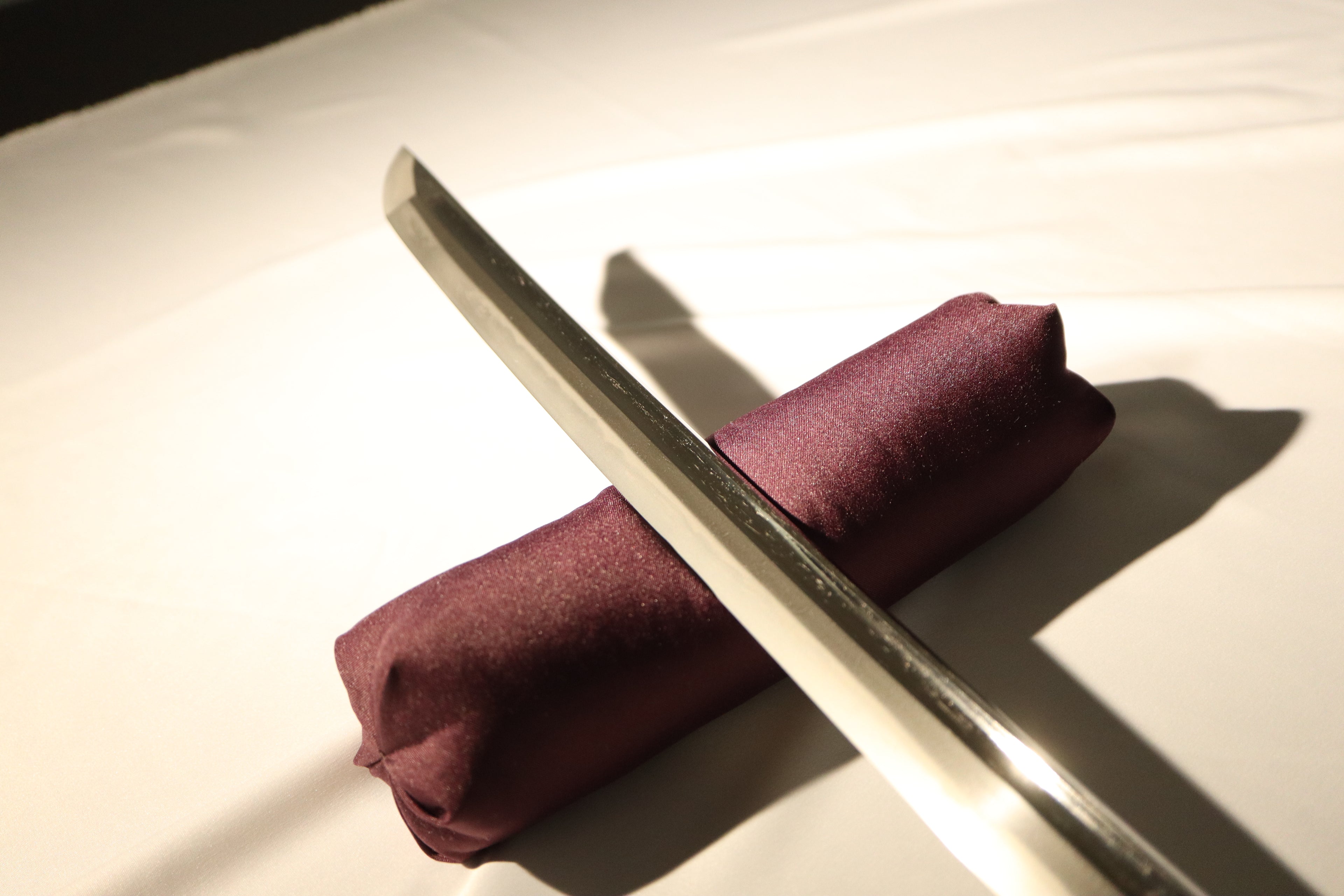 Mumei Rai Kunihide Katana with dragon Horimono and NBTHK Tokubetsu Hozon papers Kamakura-Nanbokucho Period (early 14th century)