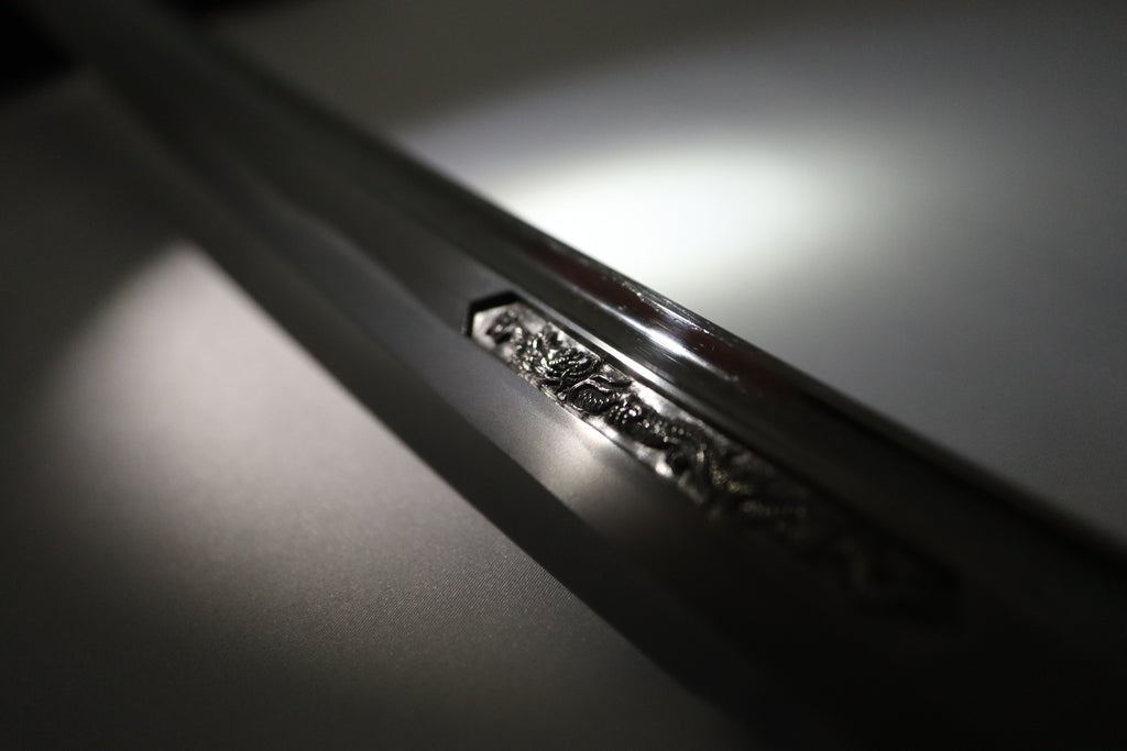 Mumei Rai Kunihide Katana with dragon Horimono and NBTHK Tokubetsu Hozon papers Kamakura-Nanbokucho Period (early 14th century)
