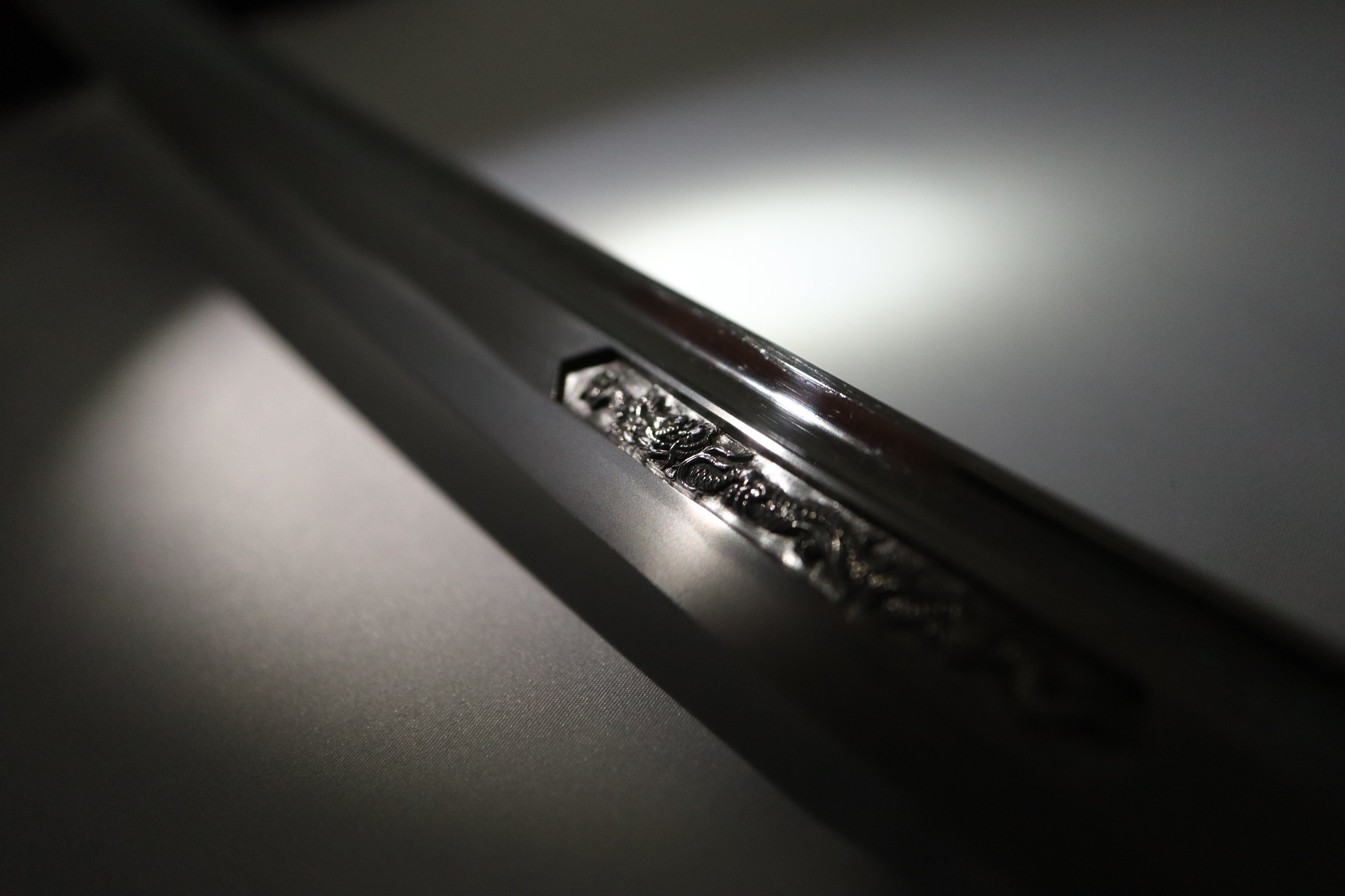 Mumei Rai Kunihide Katana with dragon Horimono and NBTHK Tokubetsu Hozon papers Kamakura-Nanbokucho Period (early 14th century)