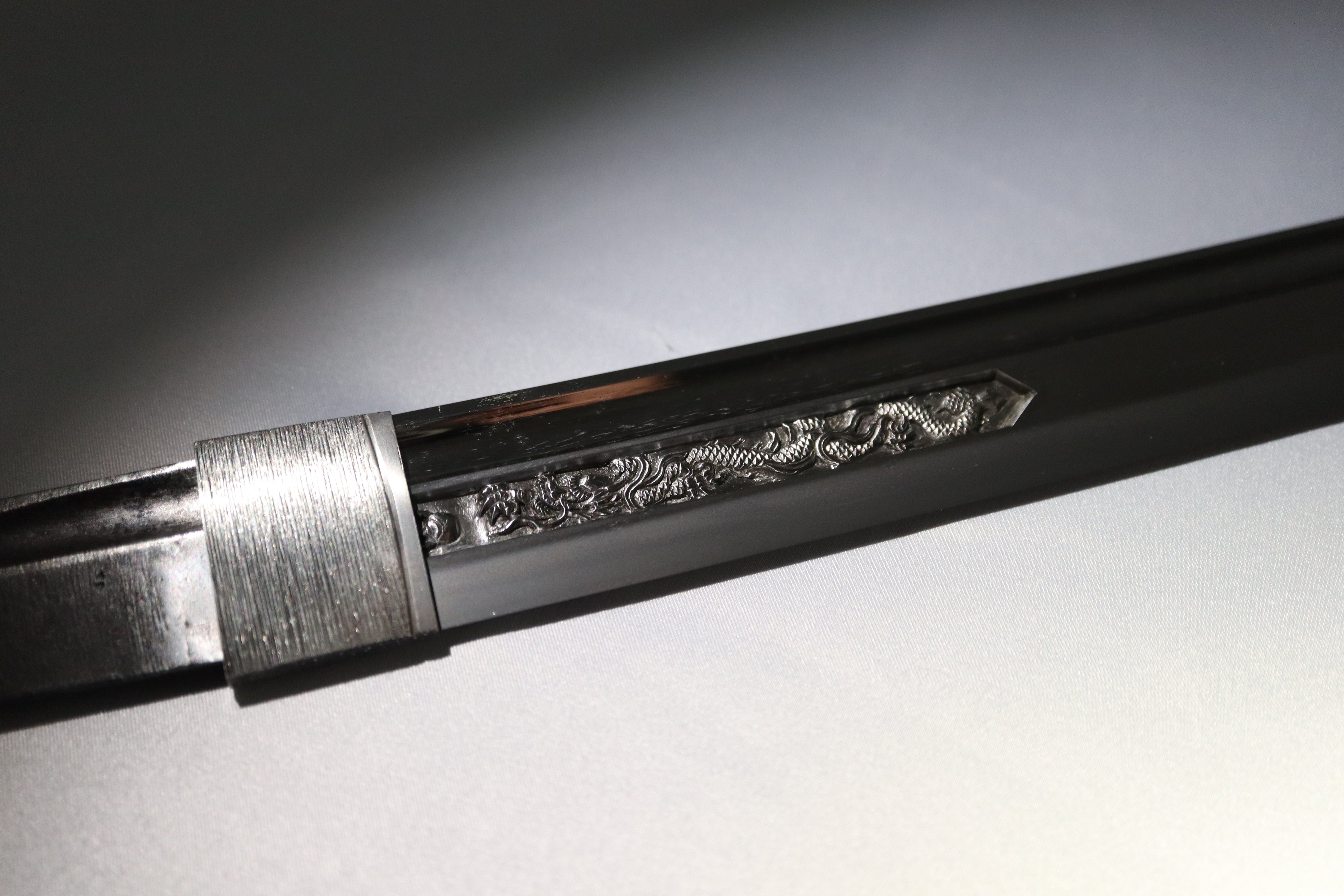 Mumei Rai Kunihide Katana with dragon Horimono and NBTHK Tokubetsu Hozon papers Kamakura-Nanbokucho Period (early 14th century)
