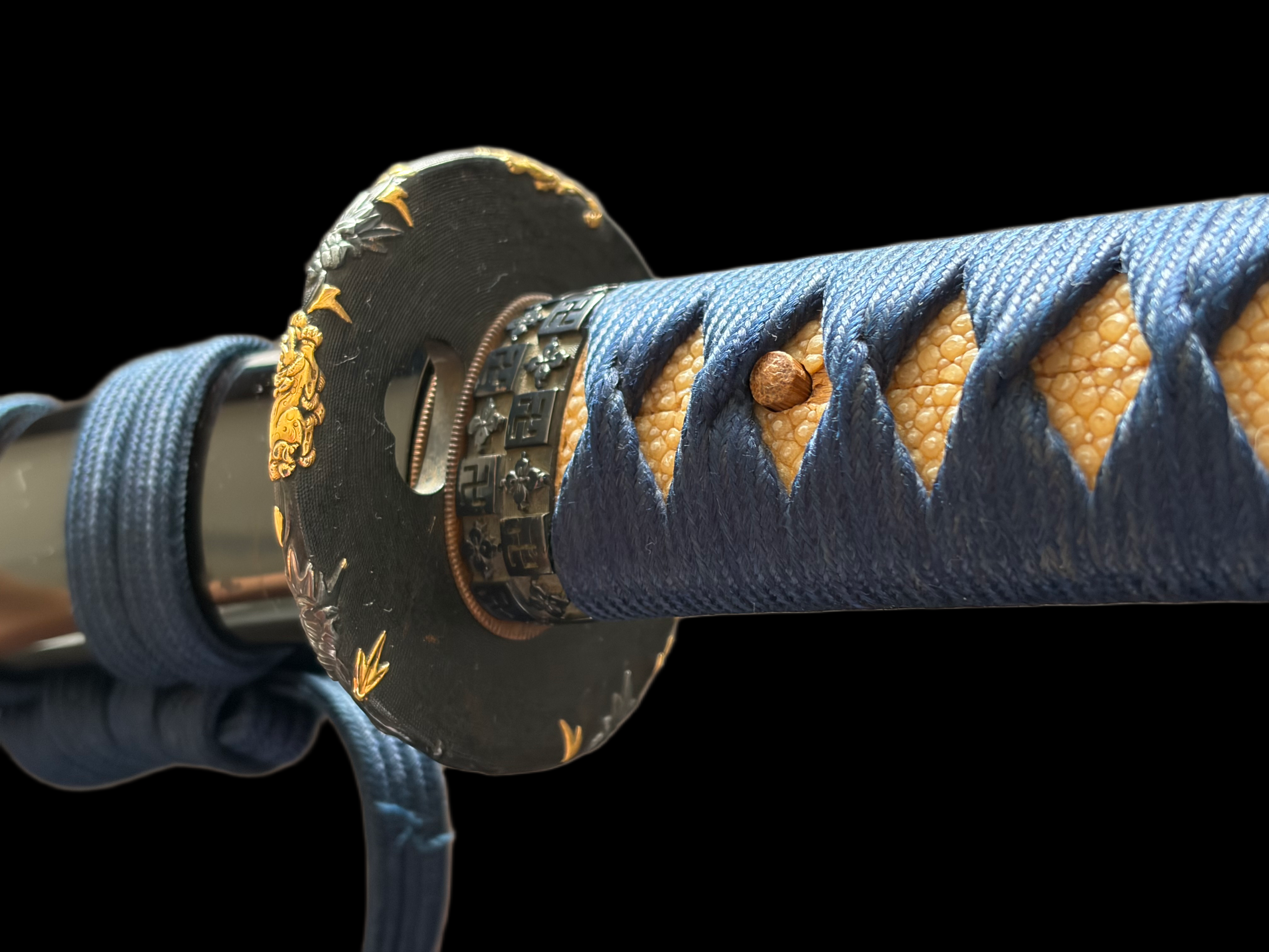 Mumei Uda Kunimune Katana with Koshirae and Shirasaya with Hon'ami origami and NBTHK Tokubetsu Hozon Early Muromachi period (1394–1428AD)